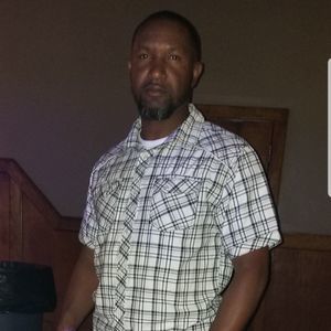 Meet your Posher, Derrick